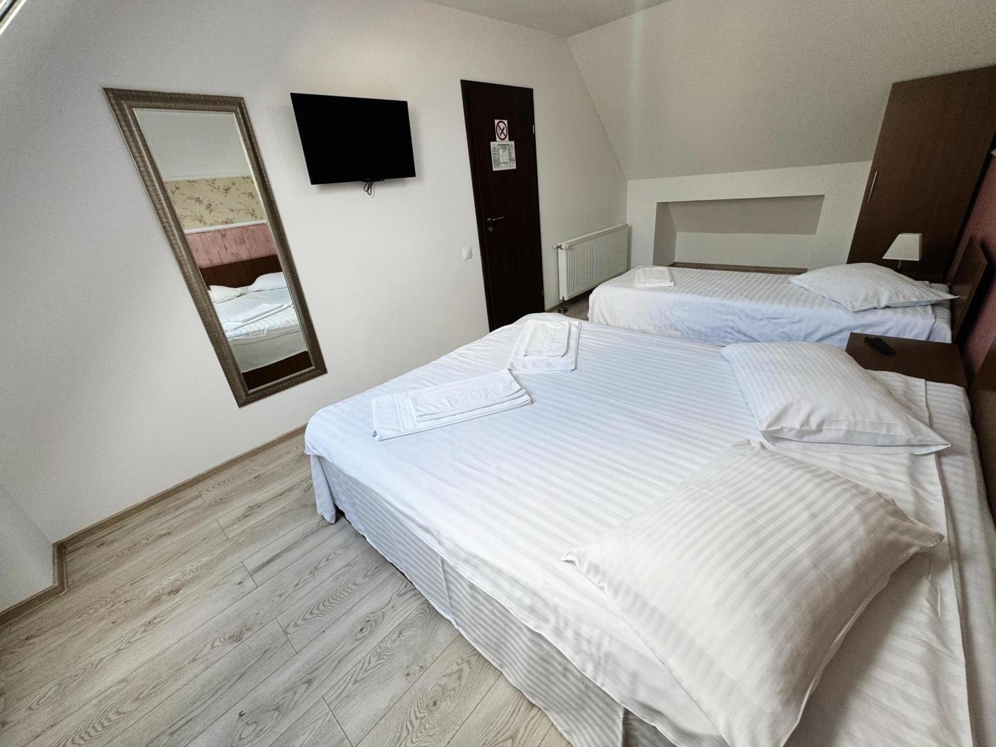 Carpathian Newstar Hotel Sibiu Exterior photo